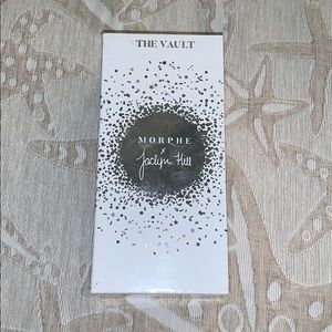 Jaclyn Hill x Morphe The Vault